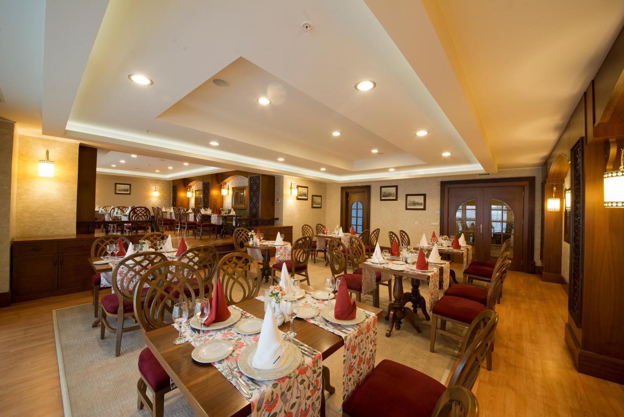 Aydinbey King's Palace & 5* Side