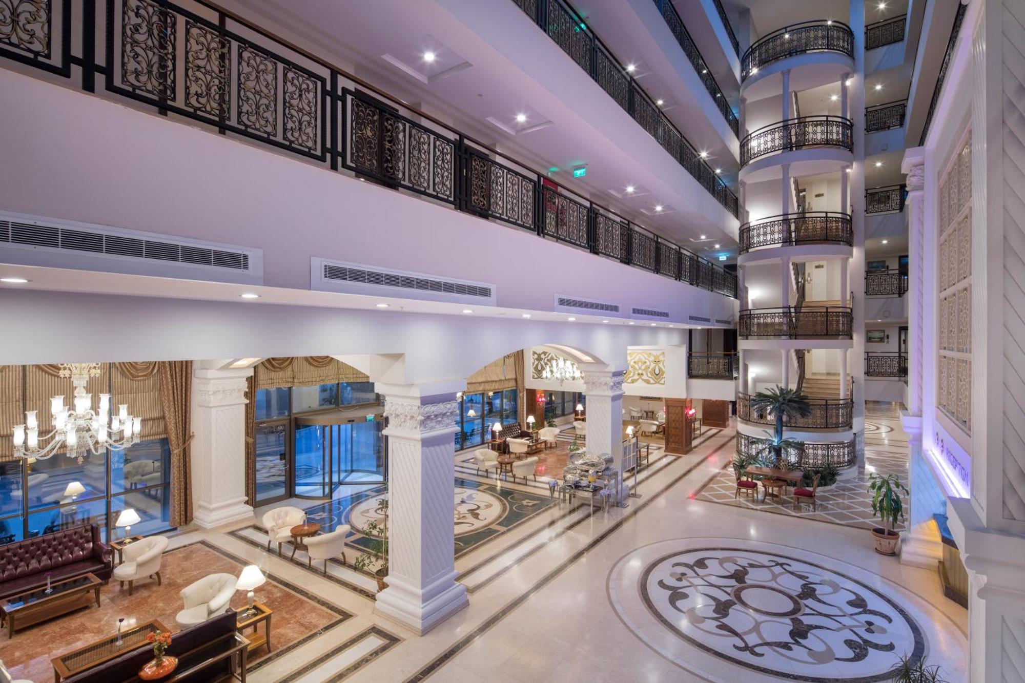 Resort Aydinbey King's Palace & Side