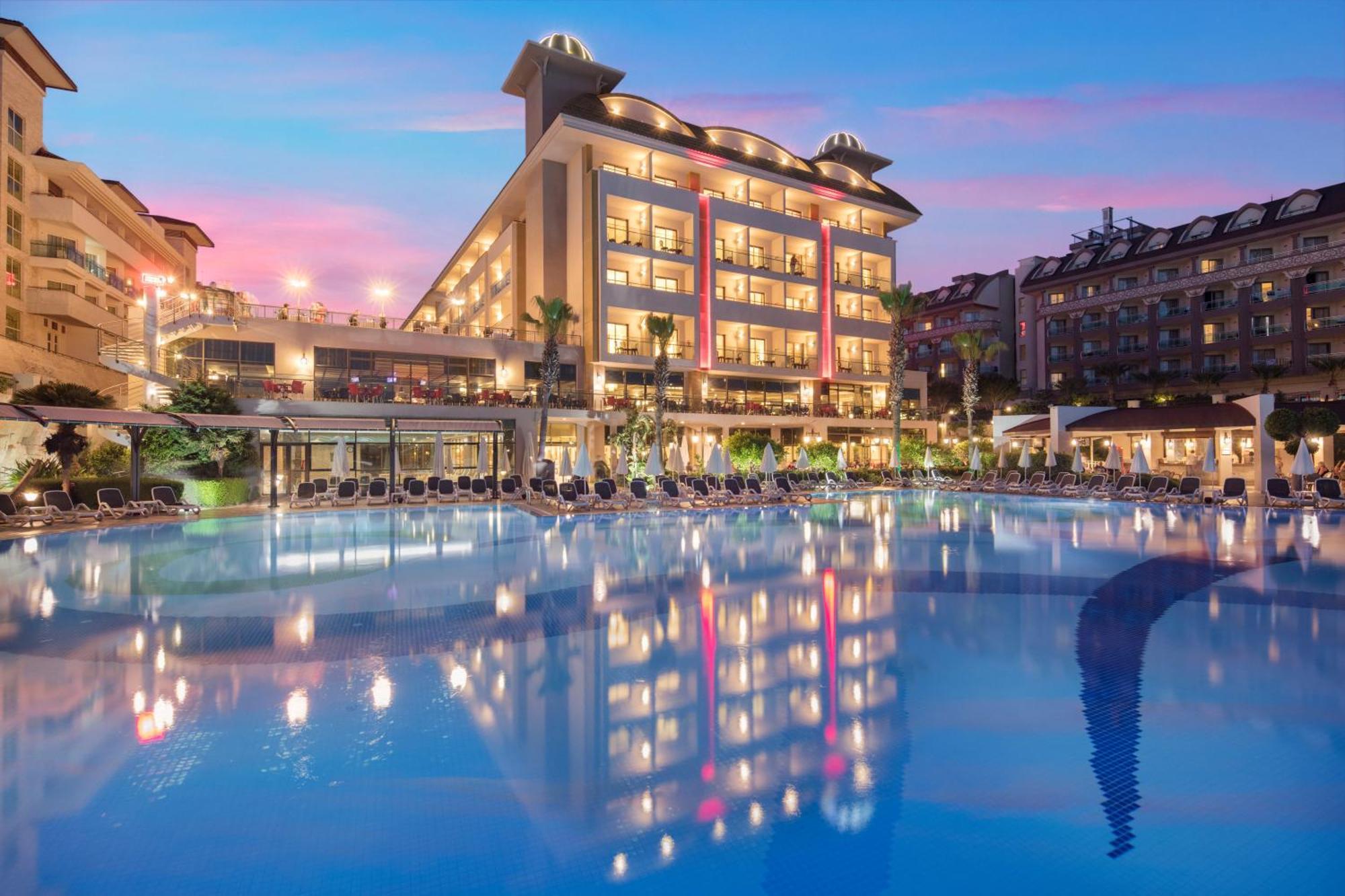 Resort Aydinbey King's Palace & 5*