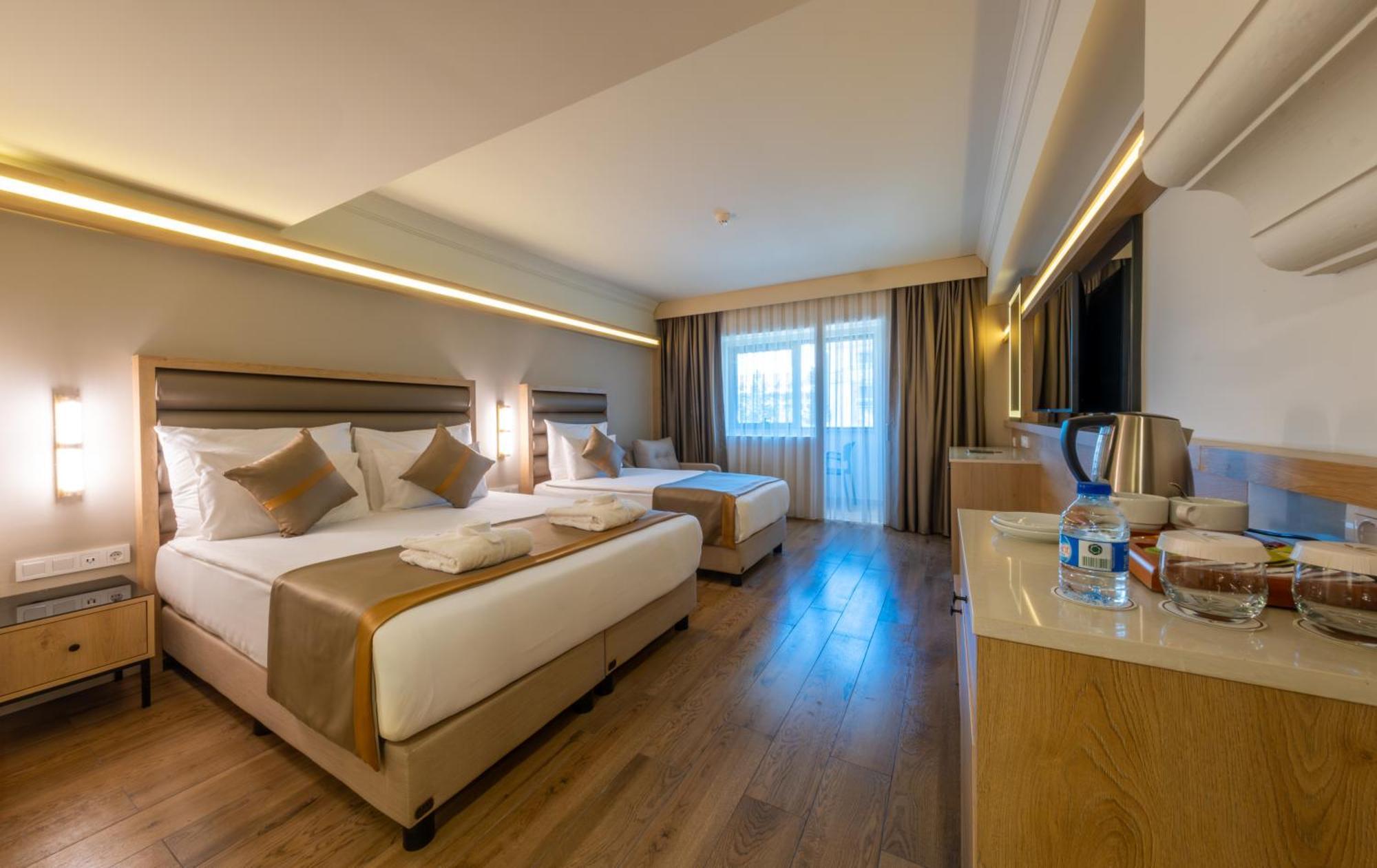 Resort Aydinbey King's Palace & Side